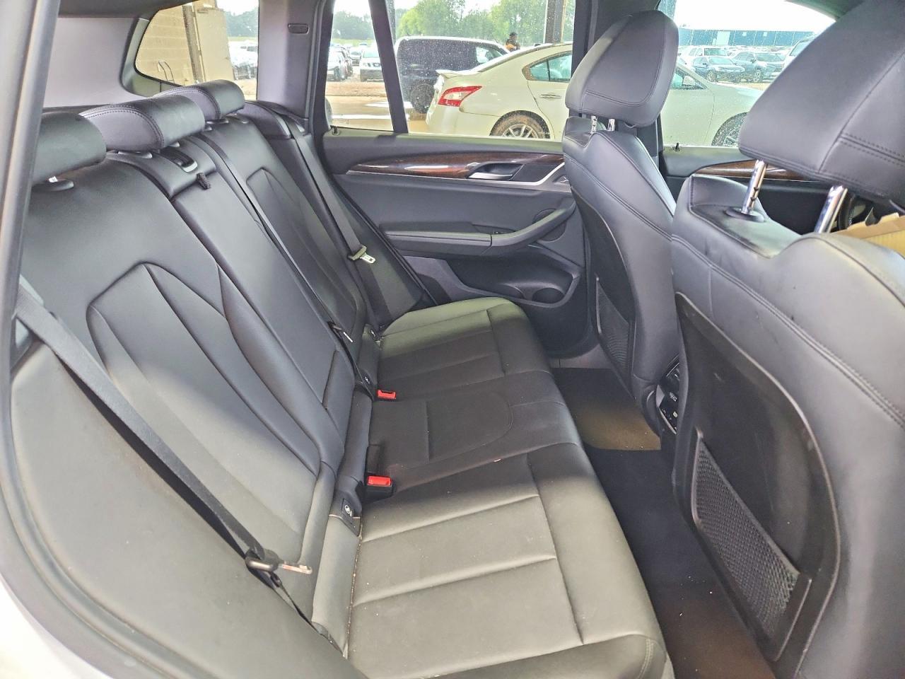 2018 BMW X3 xDrive30I - zdjęcie 11
