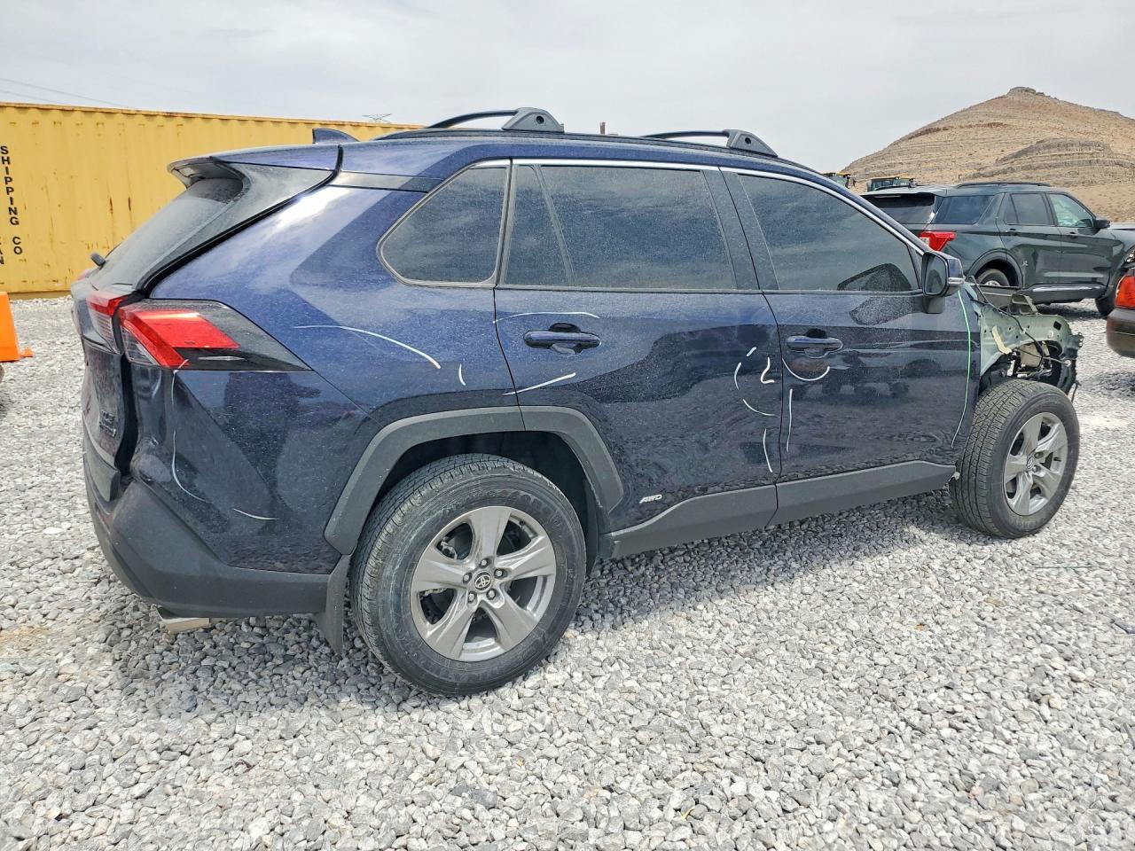 2024 Toyota Rav4 Hybrid Xle - zdjęcie 3