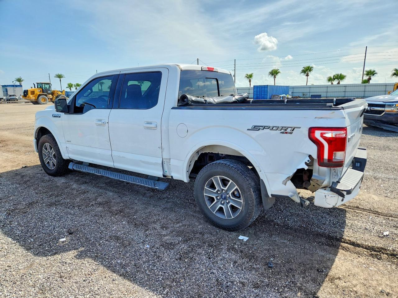 2016 Ford F150 Supercrew - zdjęcie 2