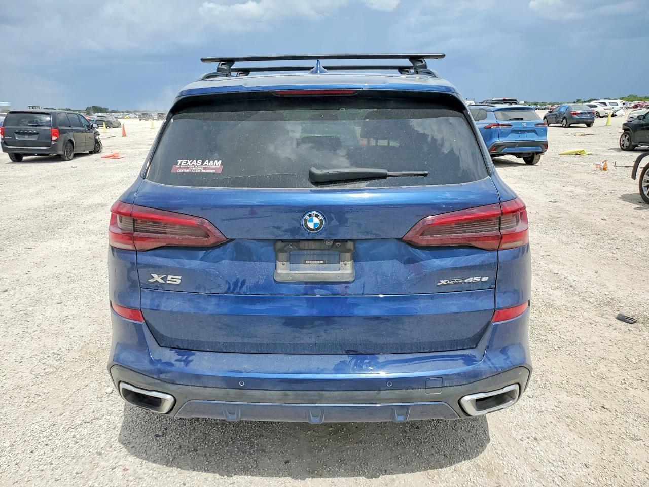 2023 BMW X5 xDrive45E - zdjęcie 6