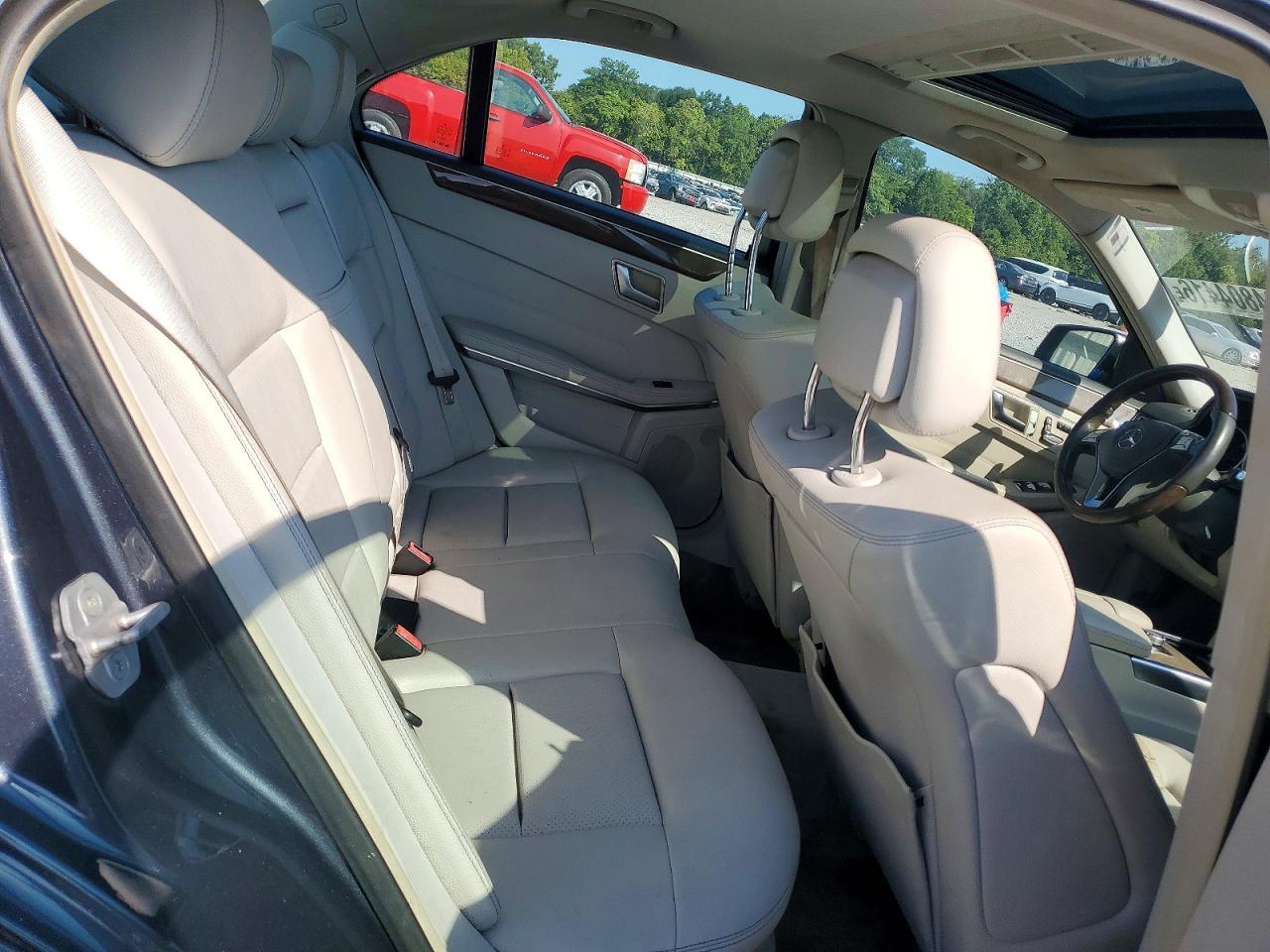 2014 Mercedes-Benz E 350 - zdjęcie 10