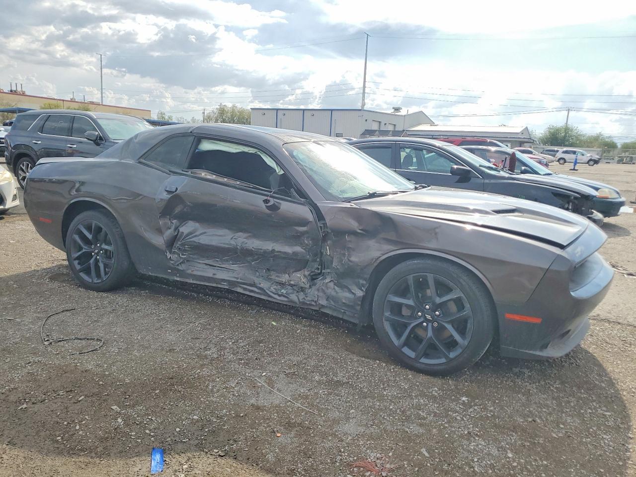 2019 Dodge Challenger Sxt - zdjęcie 4