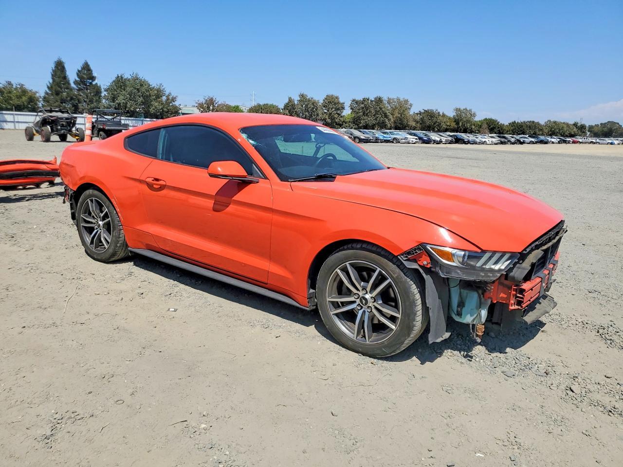2016 Ford Mustang - zdjęcie 4