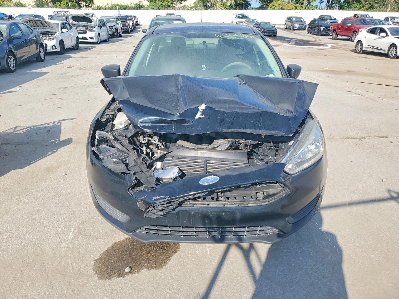 2018 Ford Focus S - zdjęcie 5