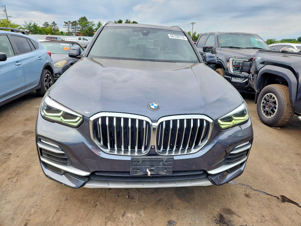 2021 BMW X5 xDrive40I - zdjęcie 5