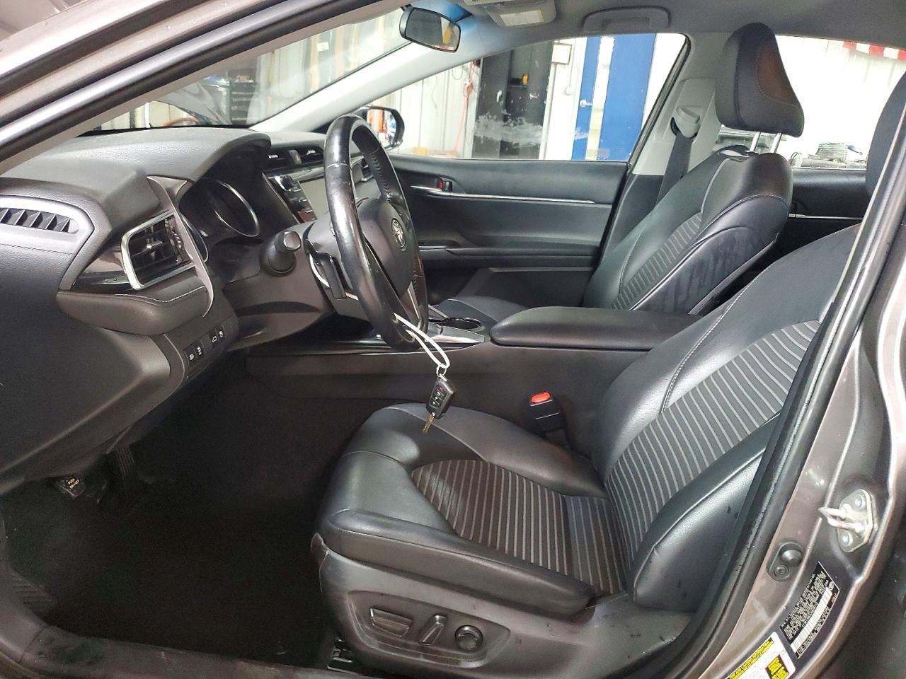 2018 Toyota Camry Se - zdjęcie 7