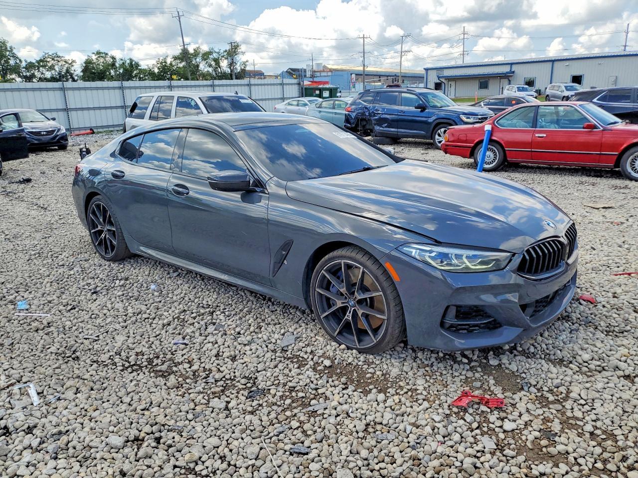 2022 BMW Seria 8 M850i - zdjęcie 4