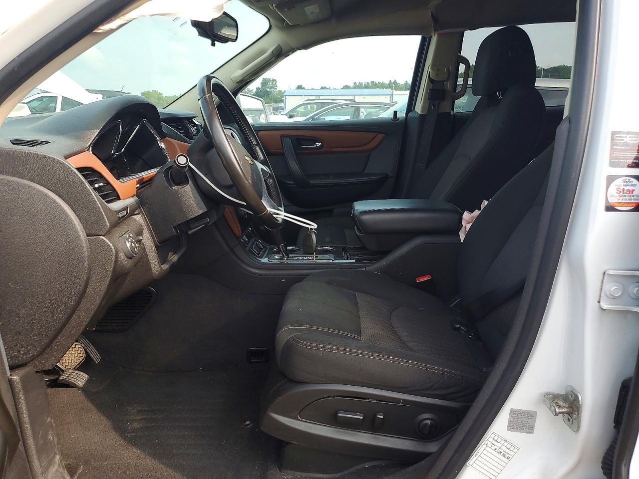 2016 Chevrolet Traverse Lt - zdjęcie 7