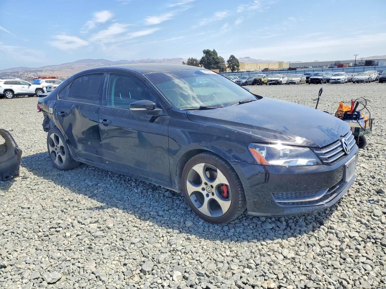2014 Volkswagen Passat S - zdjęcie 4