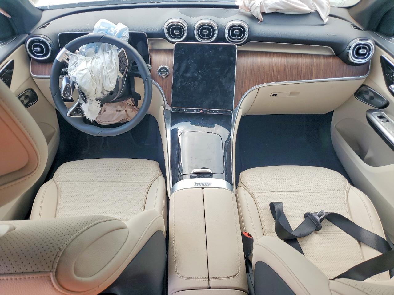 2026 Mercedes-Benz Glc 300 4Matic - zdjęcie 8