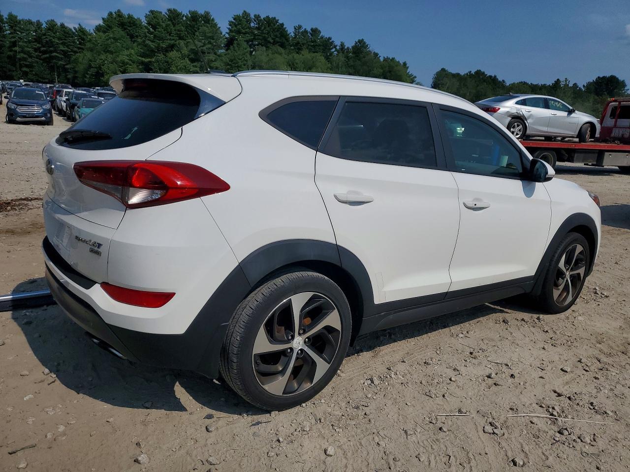 2016 Hyundai Tucson Sport - zdjęcie 3