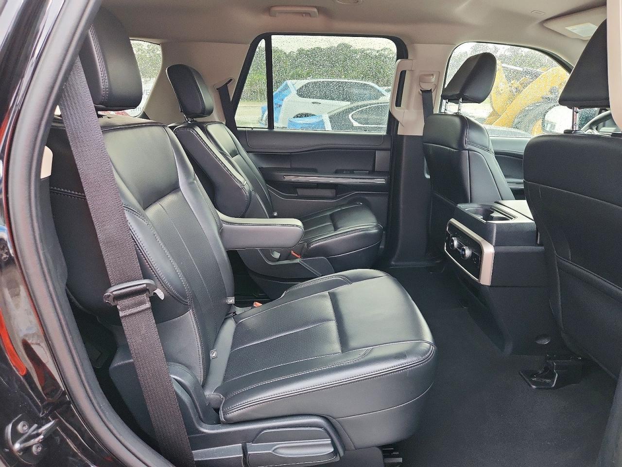 2024 Ford Expedition Xlt - zdjęcie 11