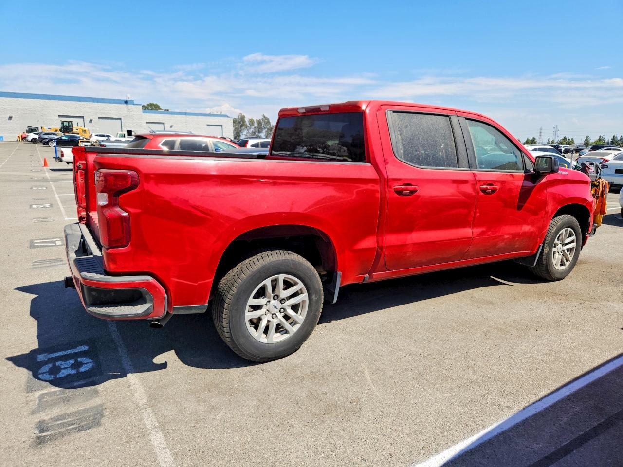 2022 Chevrolet Silverado Ltd C1500 Rst - zdjęcie 3