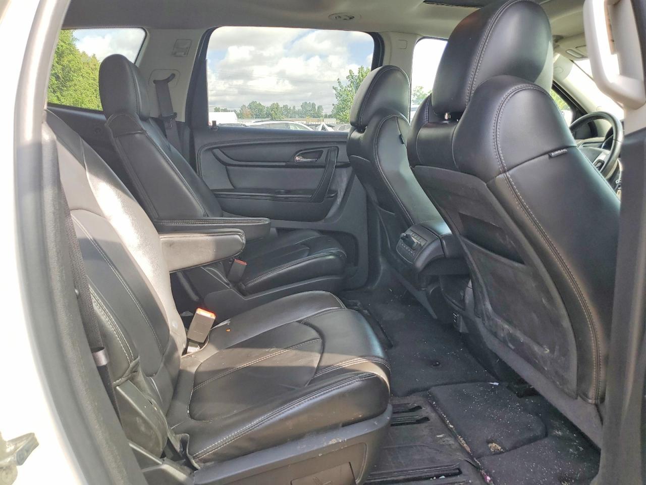 2014 Chevrolet Traverse Lt - zdjęcie 11