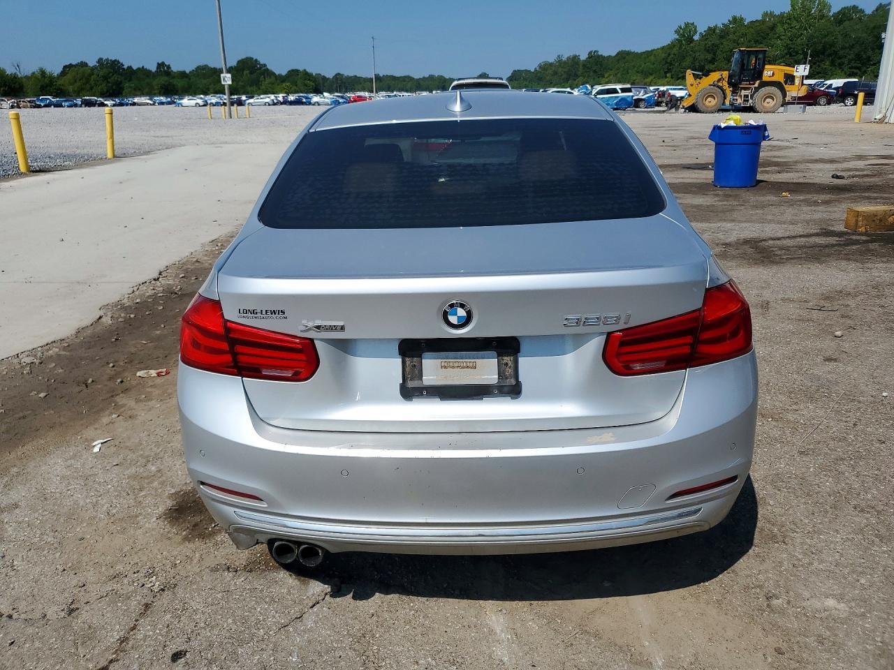 2016 BMW Seria 3 328i - zdjęcie 6
