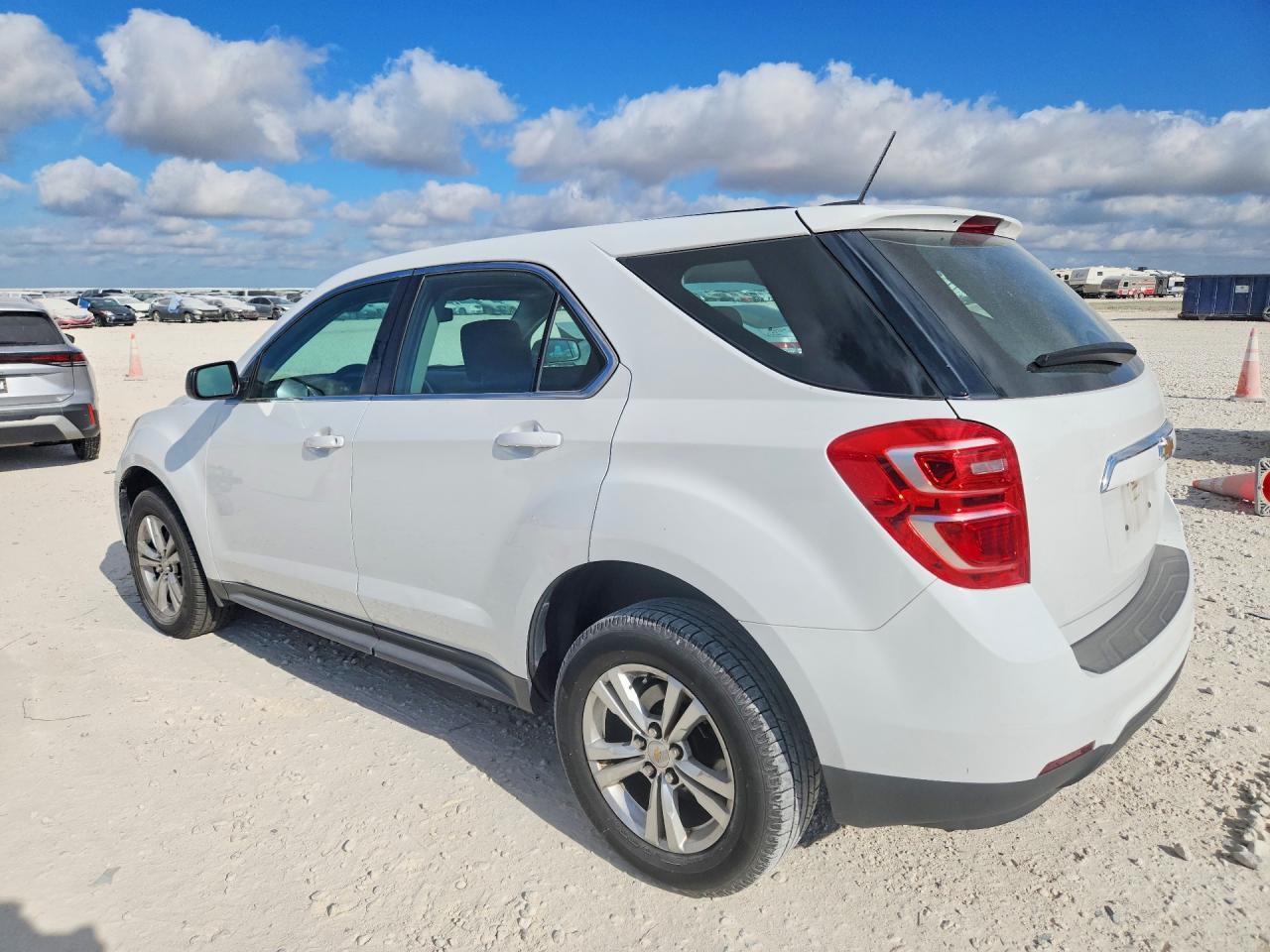 2016 Chevrolet Equinox - zdjęcie 2