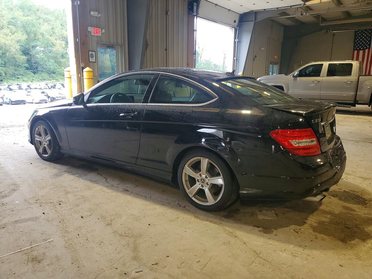 2014 Mercedes-Benz C 250 - zdjęcie 2