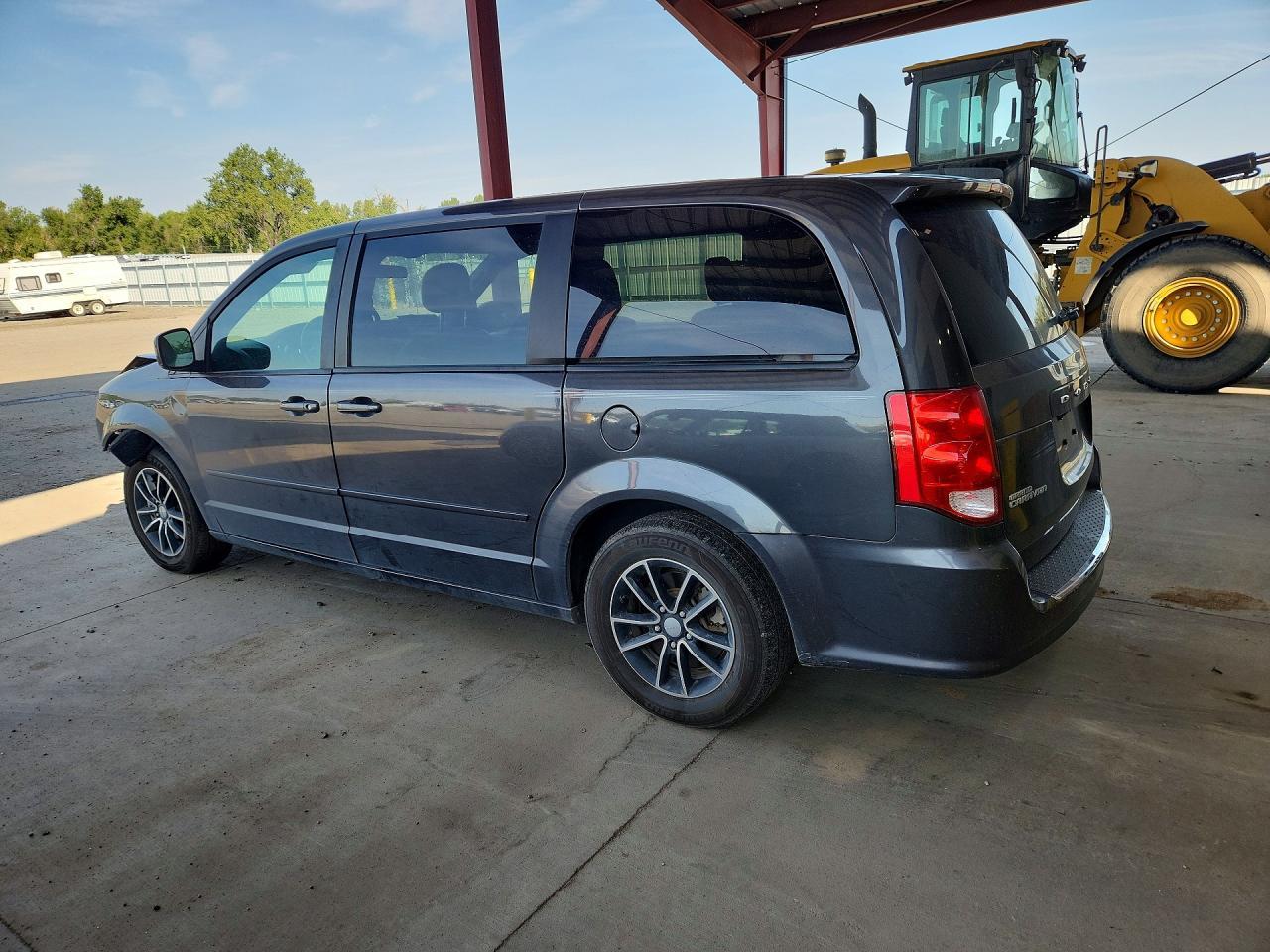 2015 Dodge Grand Caravan R/T - zdjęcie 2