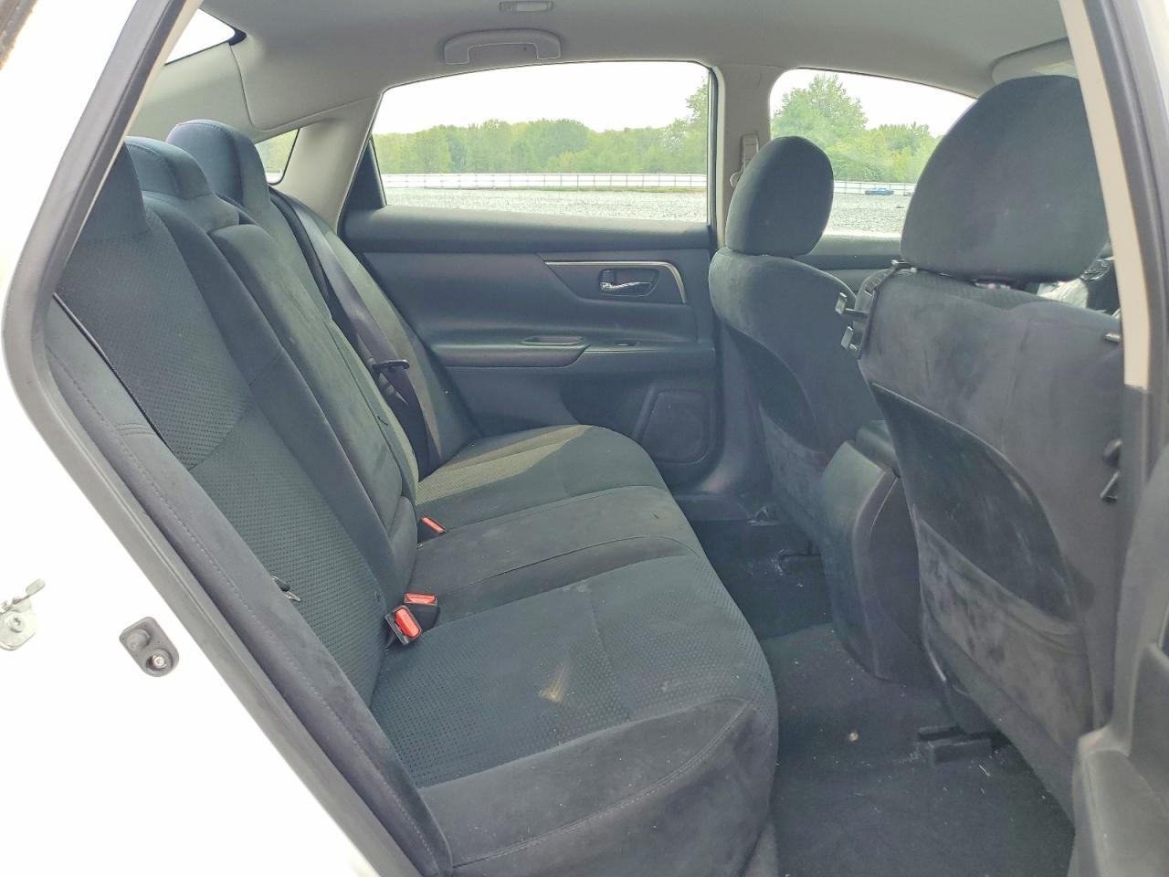 2015 Nissan Altima 2.5 S - zdjęcie 10
