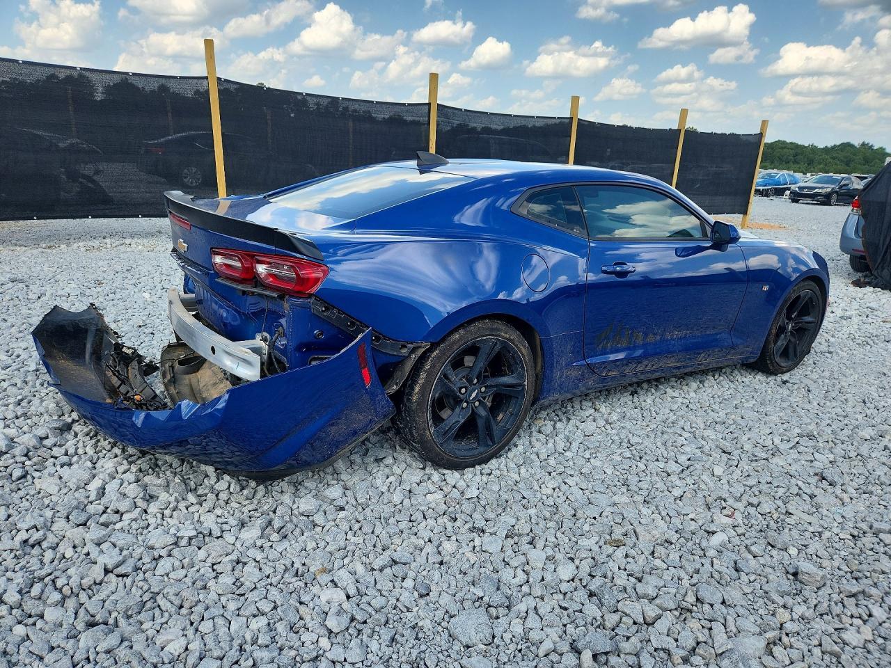 2019 Chevrolet Camaro Ls - zdjęcie 3