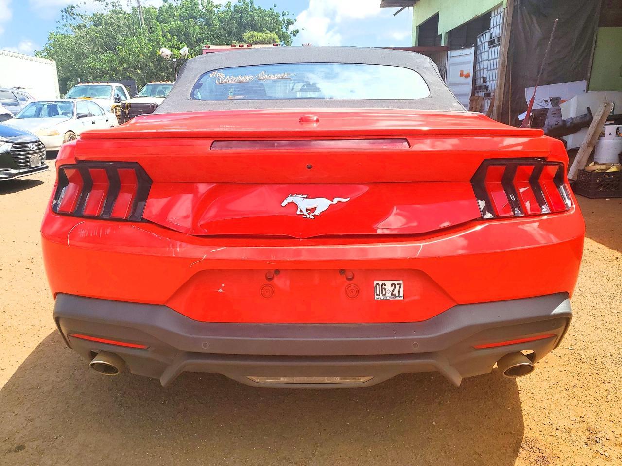 2024 Ford Mustang - zdjęcie 6