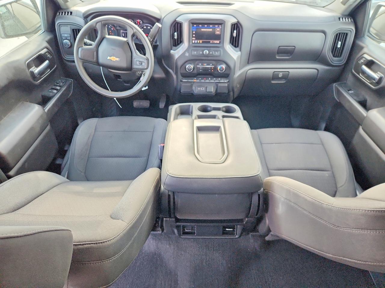 2022 Chevrolet Silverado Ltd C1500 Custom - zdjęcie 8