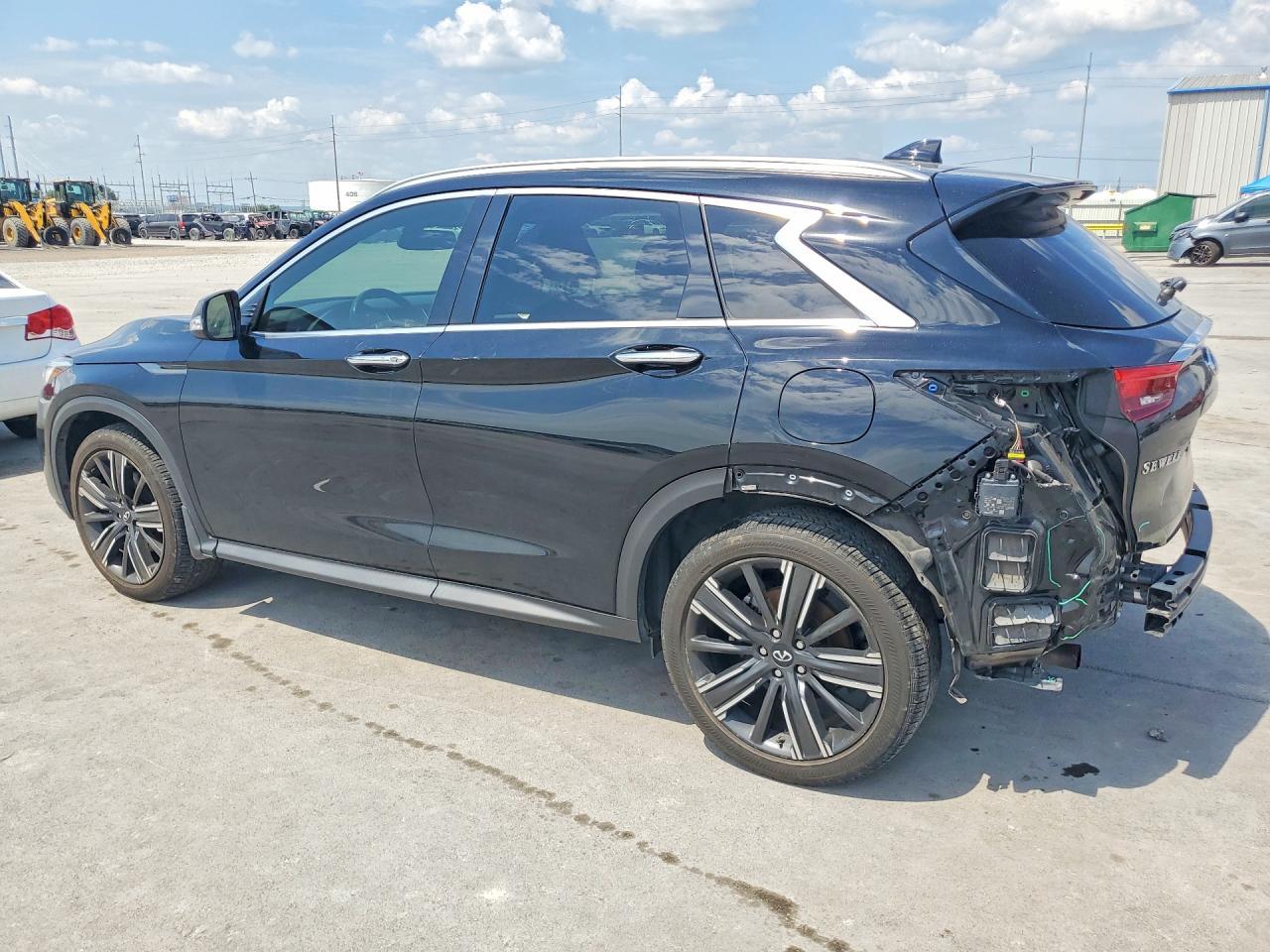 2021 Infiniti Qx50 Luxe - zdjęcie 2