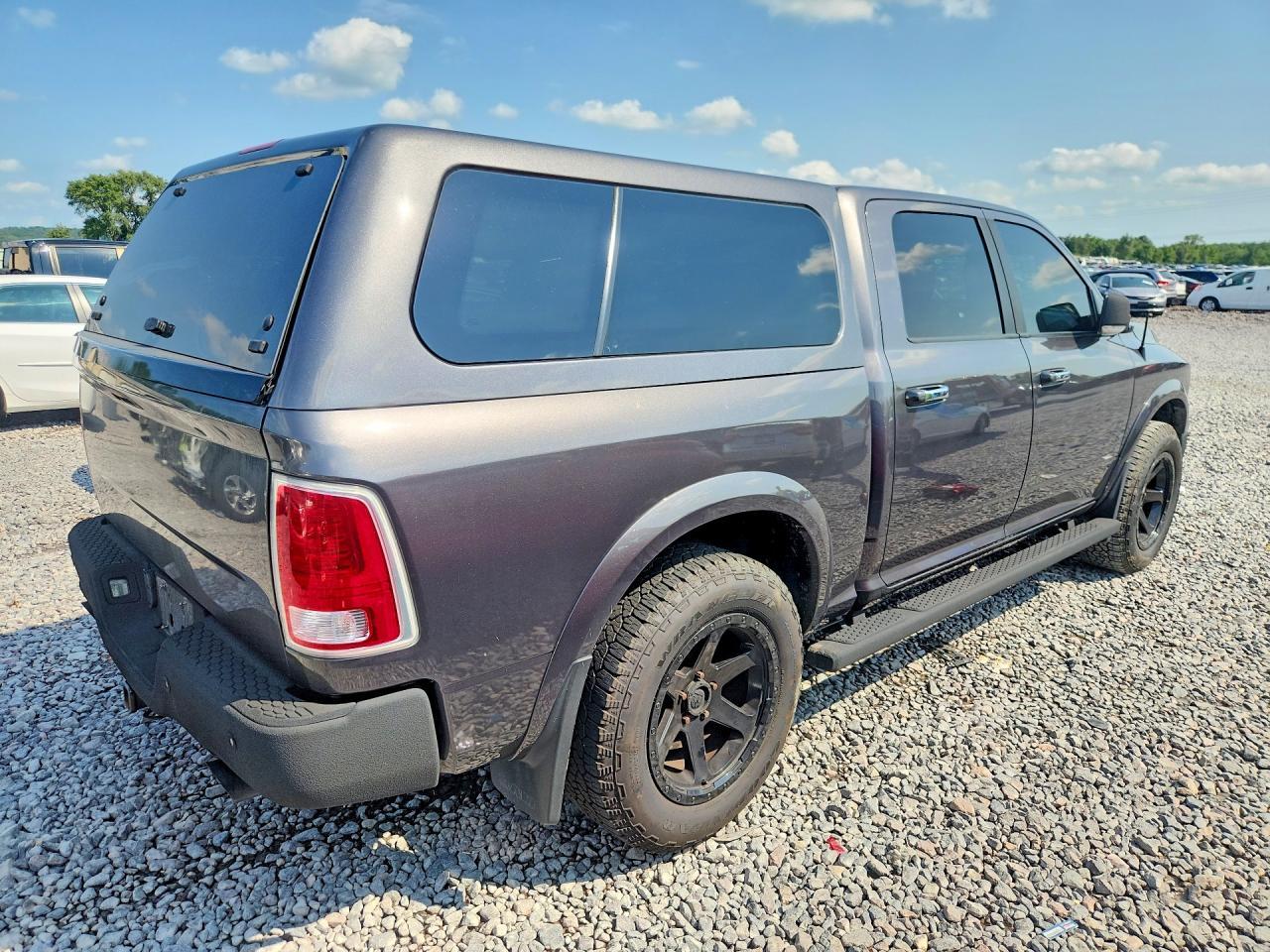 2016 Ram 1500 Laramie - zdjęcie 3