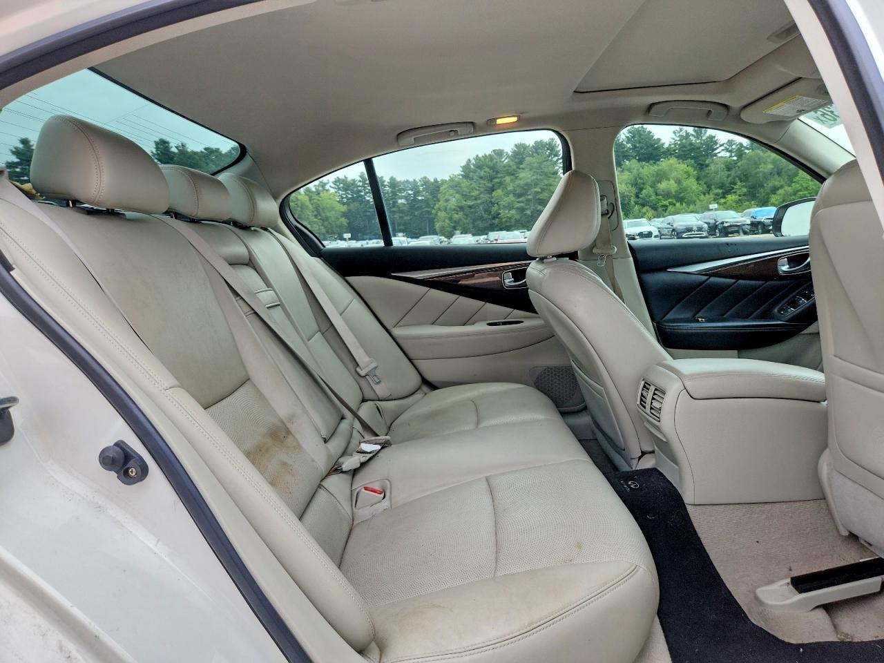 2014 Infiniti Q50 Base - zdjęcie 10