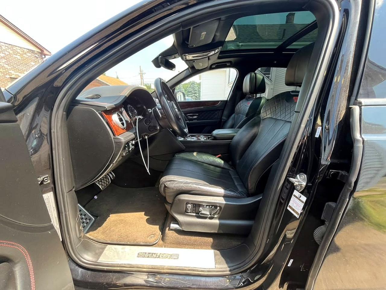 2017 Bentley Bentayga - zdjęcie 9