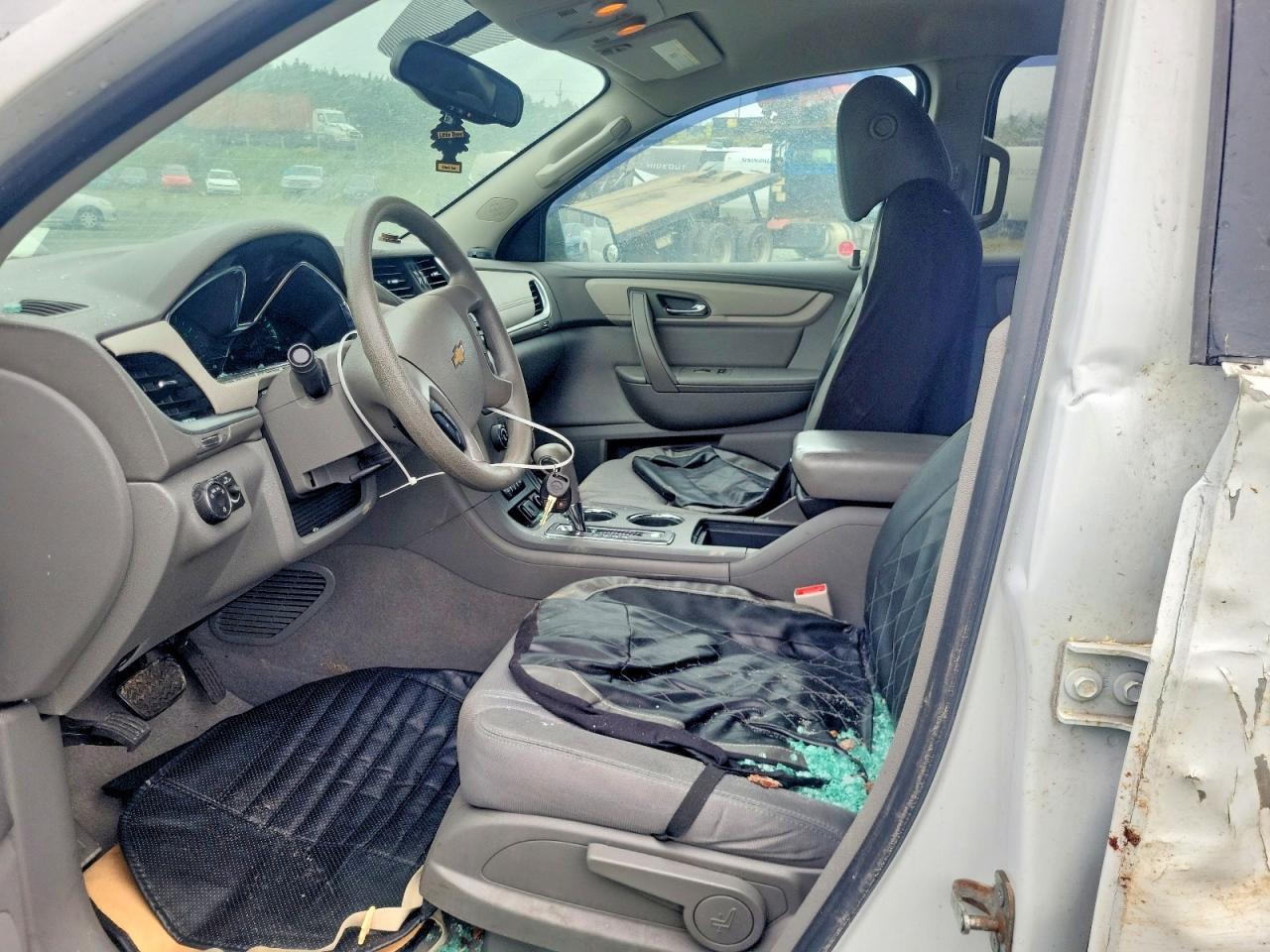 2017 Chevrolet Traverse Ls - zdjęcie 7