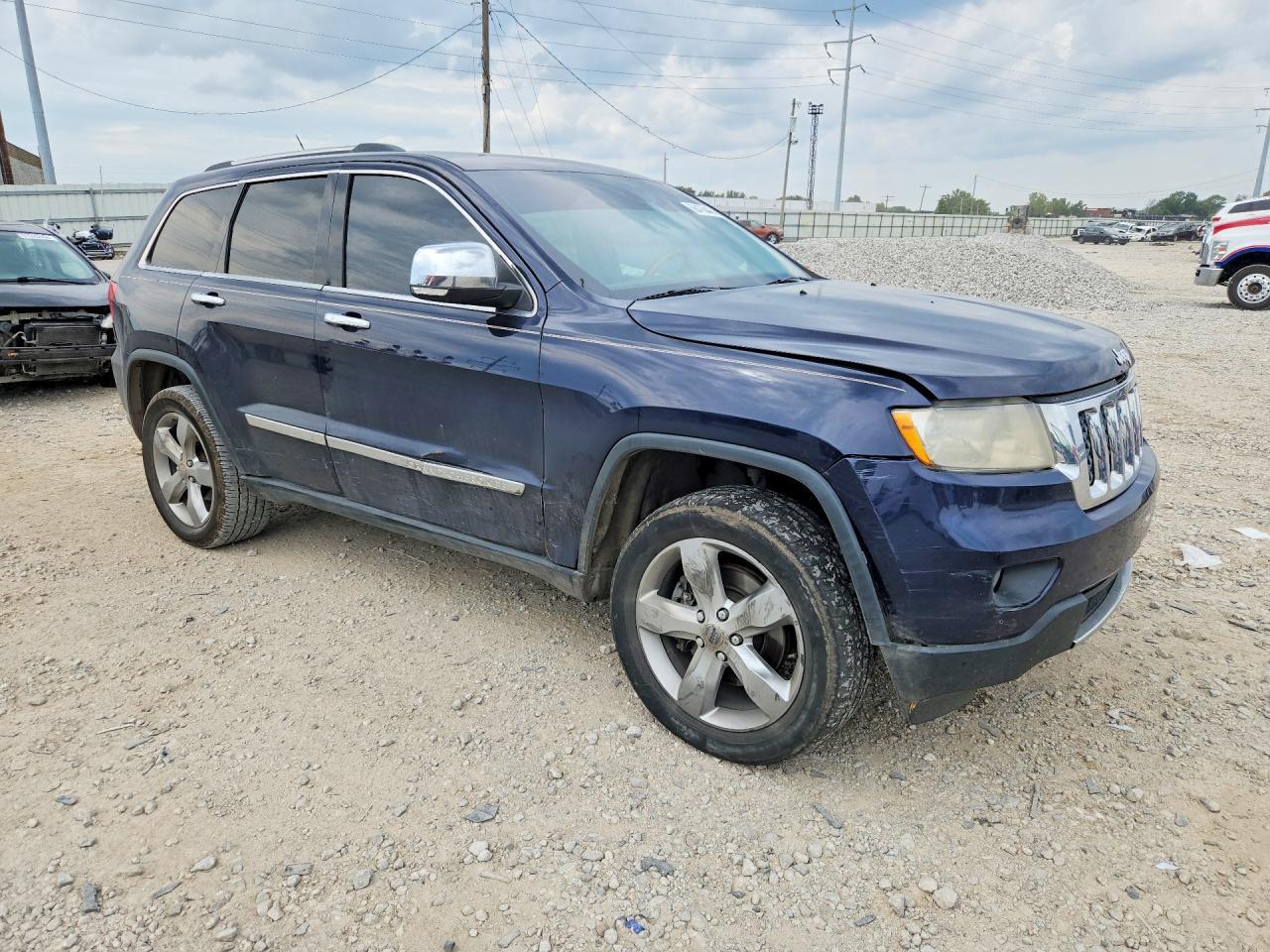 2013 Jeep Grand Cherokee Overland - zdjęcie 4