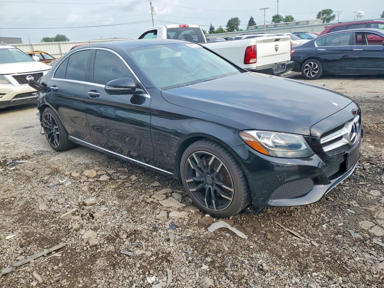 2016 Mercedes-Benz C 300 - zdjęcie 4