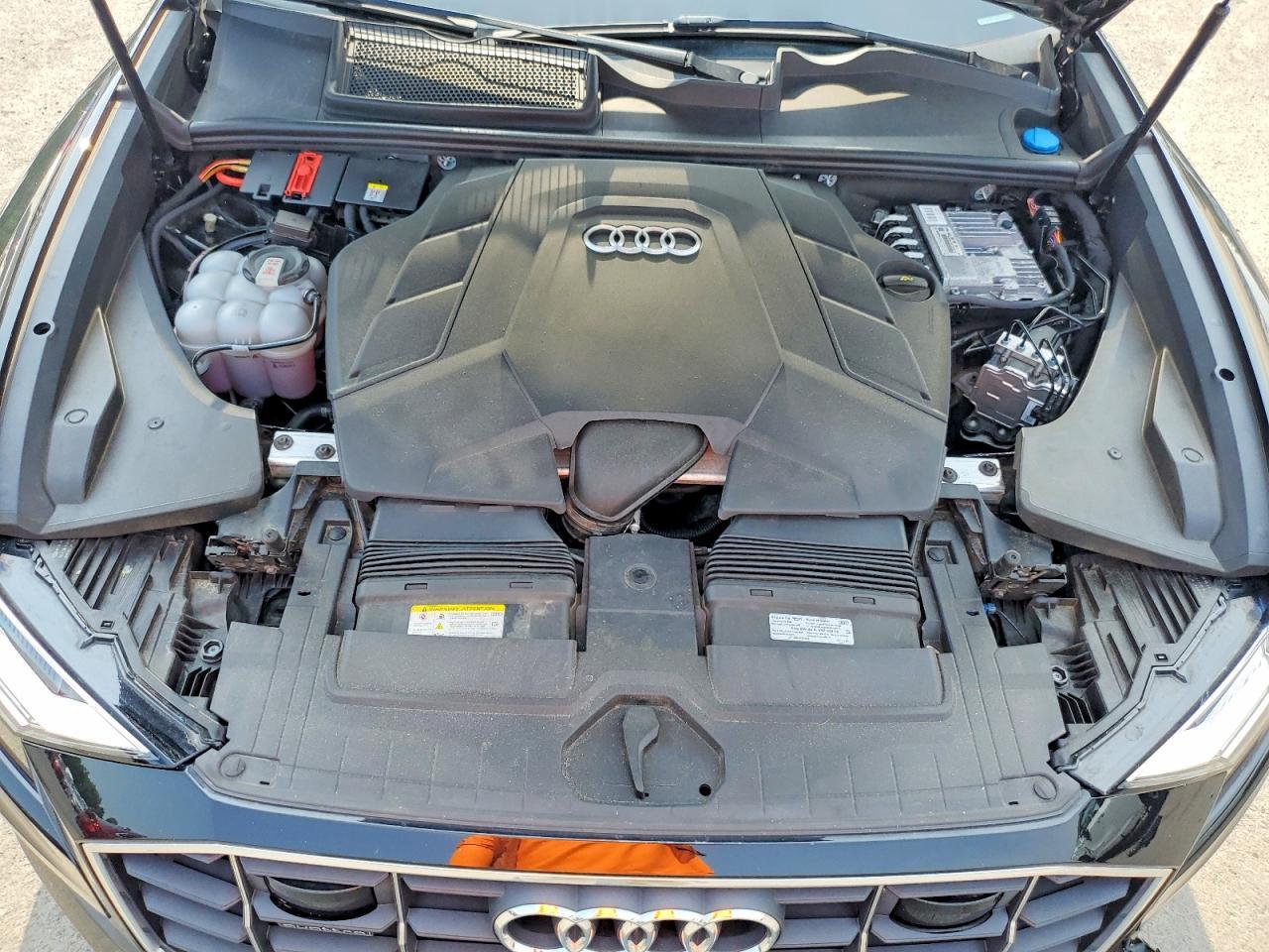 2022 Audi Q8 Premium Plus - zdjęcie 12