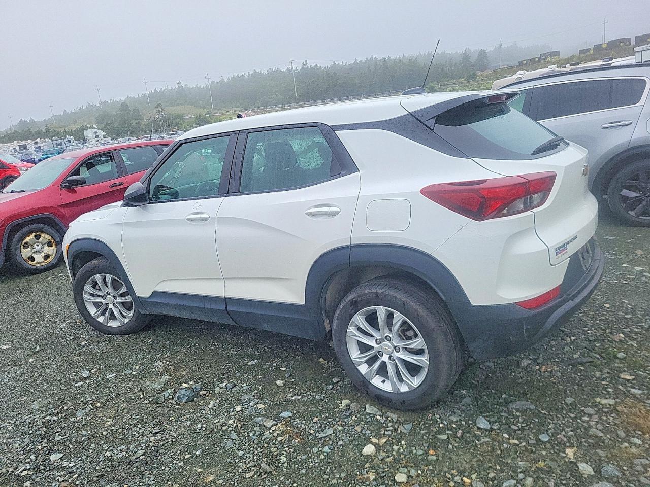 2023 Chevrolet Trailblazer Ls - zdjęcie 2
