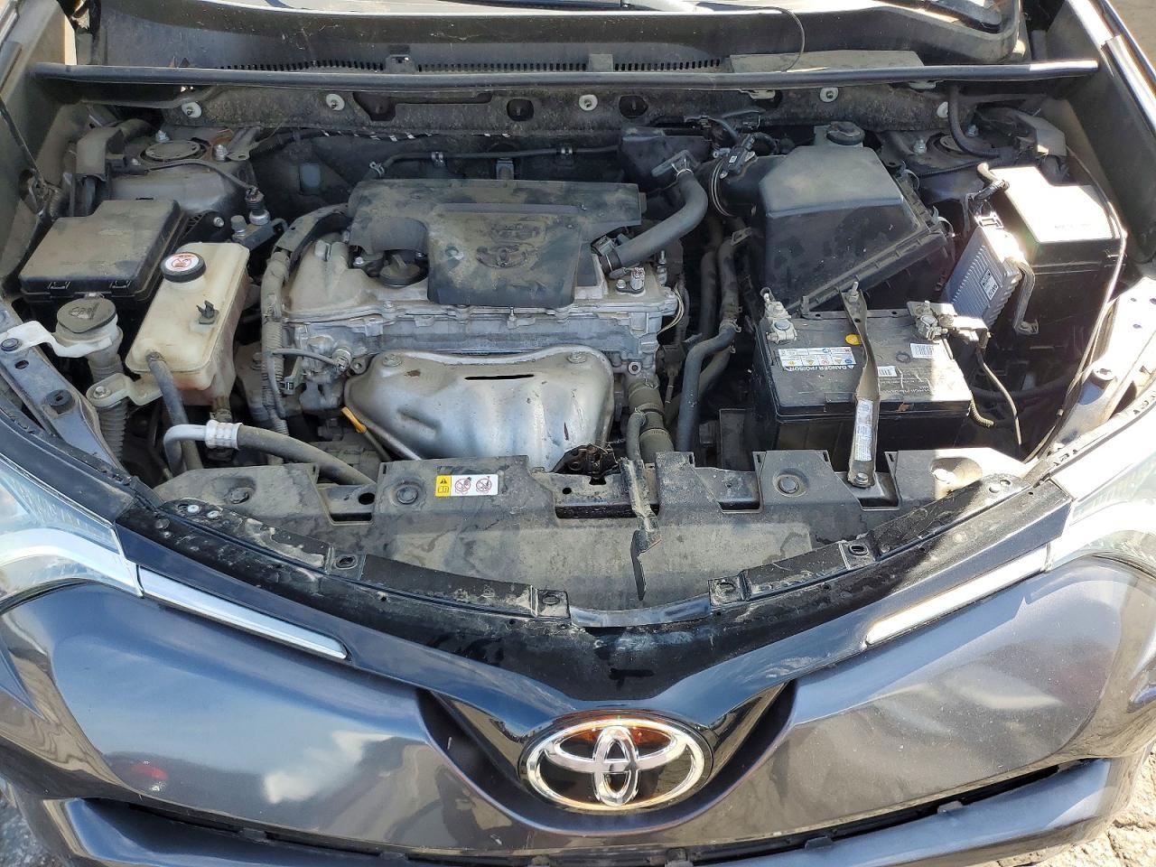 2018 Toyota Rav4 - zdjęcie 12