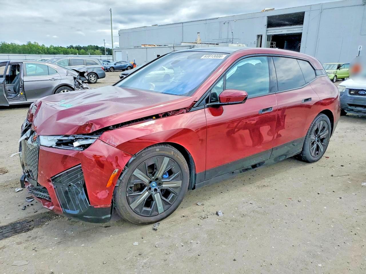 2023 BMW iX