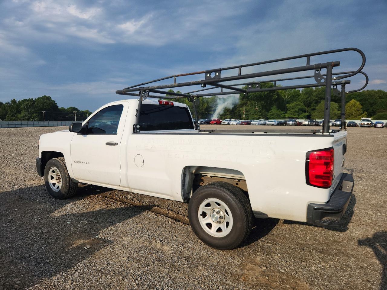 2014 Chevrolet Silverado C1500 - zdjęcie 2