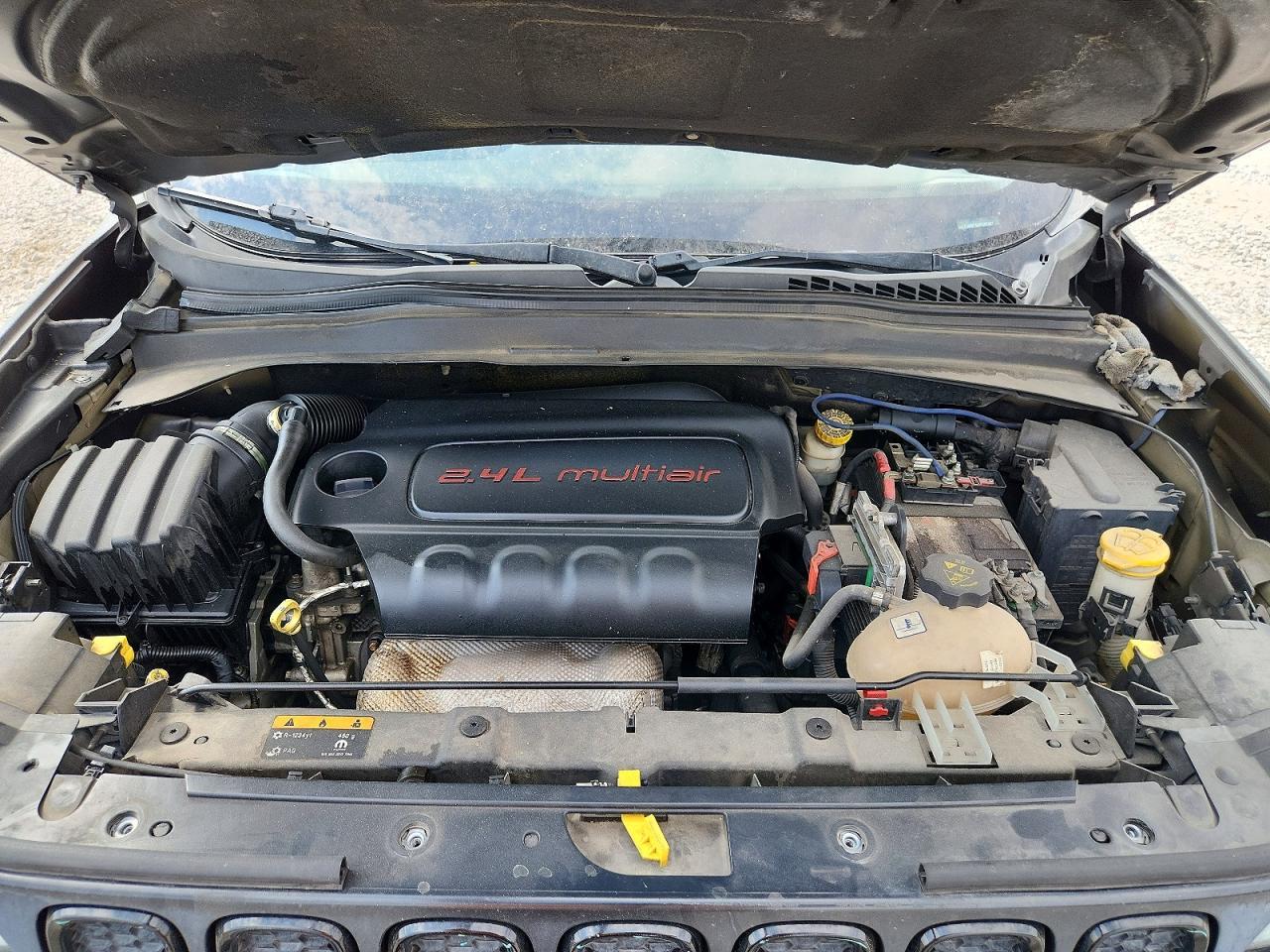 2016 Jeep Renegade Latitude - zdjęcie 11