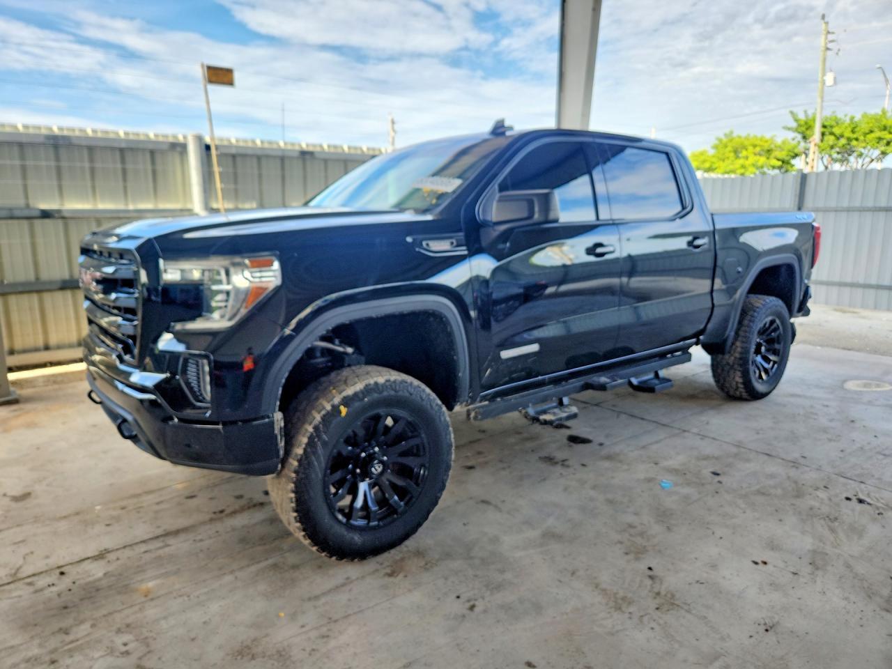 2020 GMC Sierra K1500 Elevation - zdjęcie główne