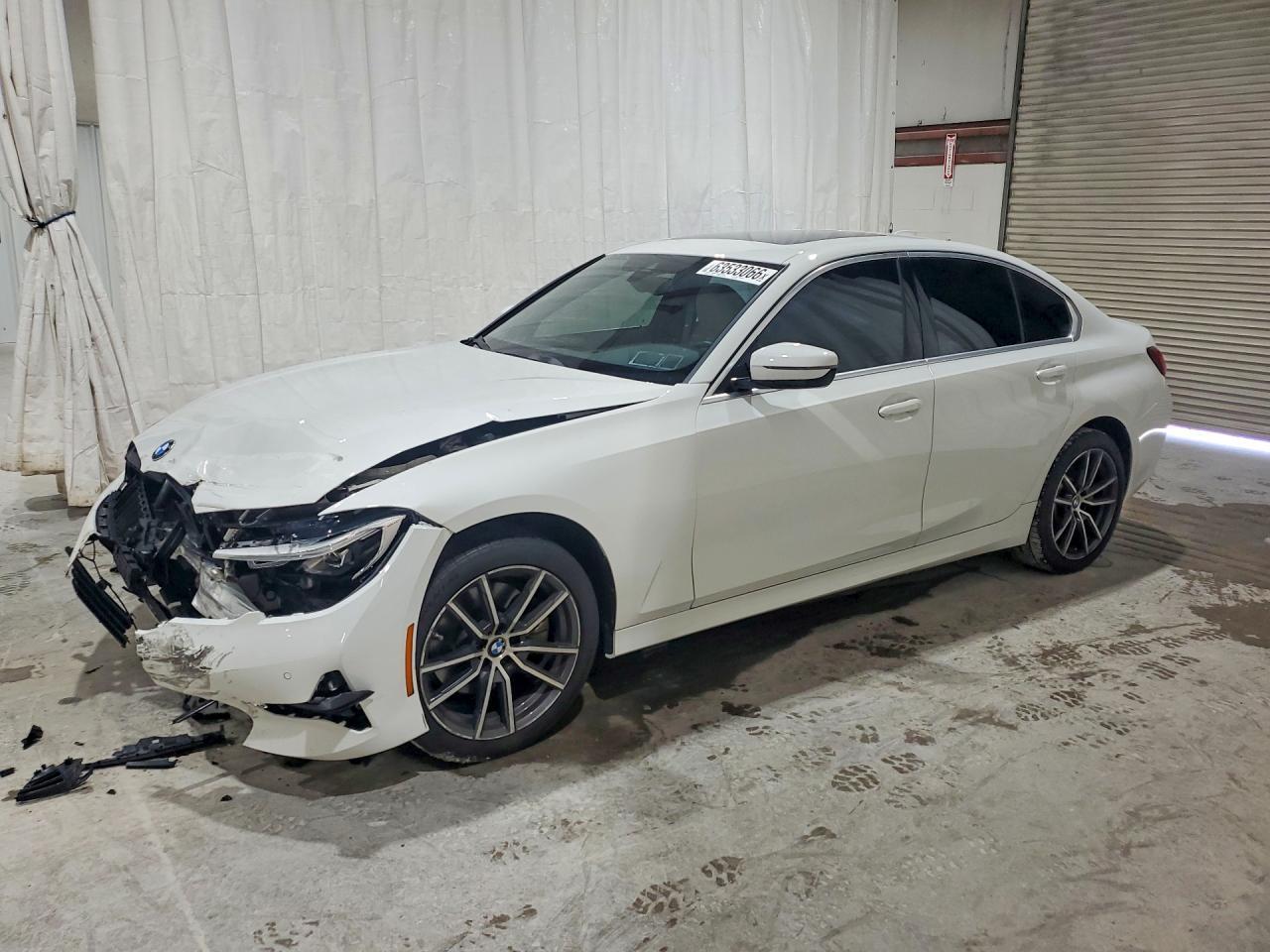 2022 BMW Seria 3