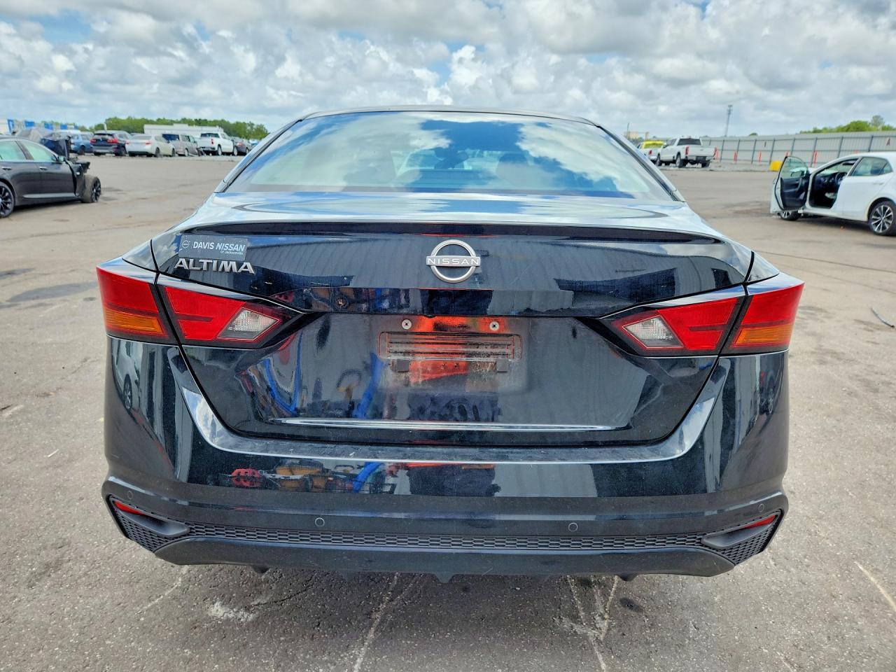 2024 Nissan Altima S - zdjęcie 6