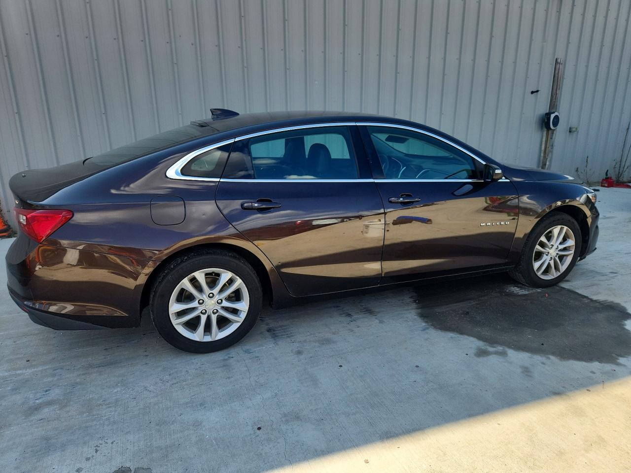 2016 Chevrolet Malibu - zdjęcie 3