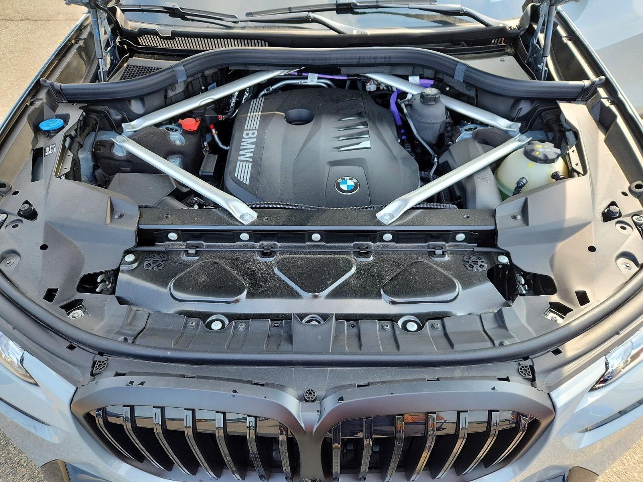 2026 BMW X7 xDrive40I - zdjęcie 12
