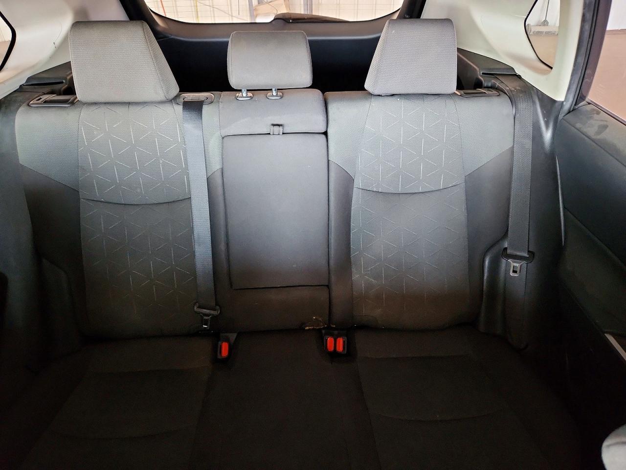 2019 Toyota Rav4 Xle - zdjęcie 11