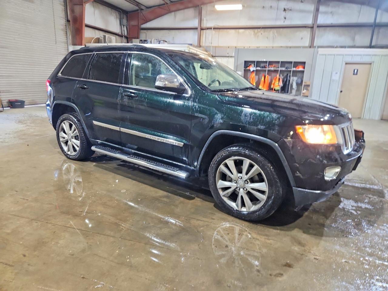 2013 Jeep Grand Cherokee Laredo - zdjęcie 4
