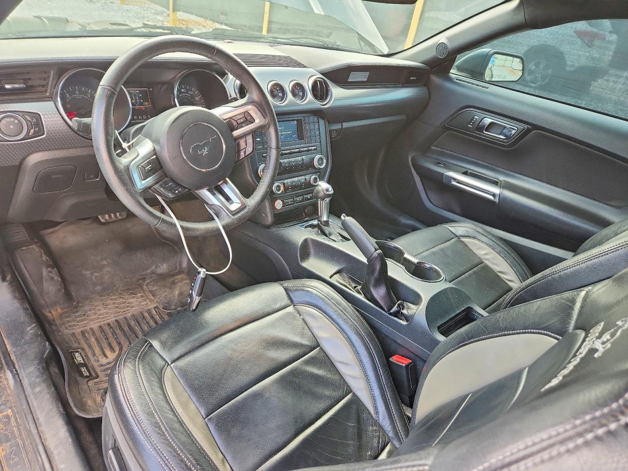 2016 Ford Mustang - zdjęcie 8