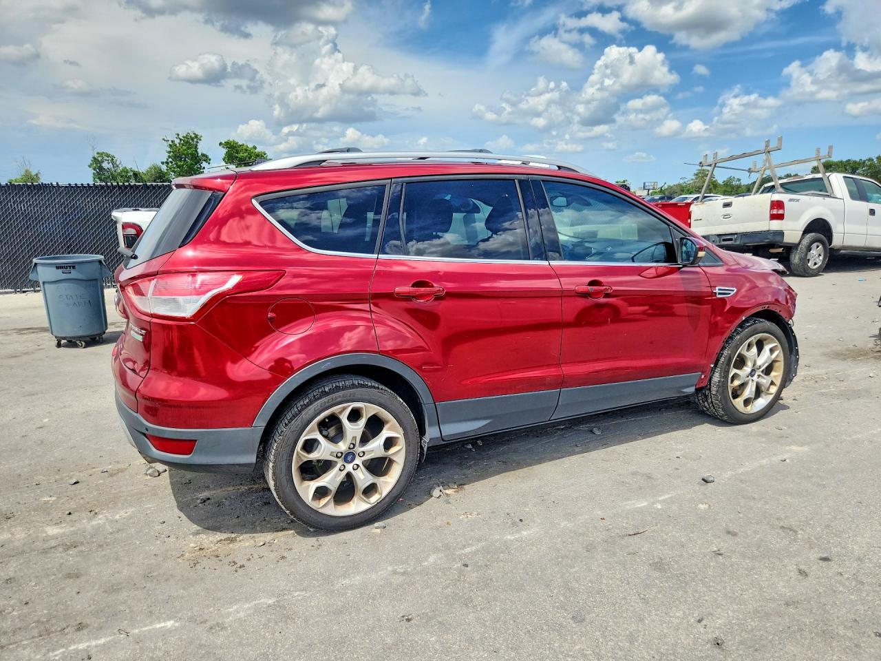 2013 Ford Escape Titanium - zdjęcie 3