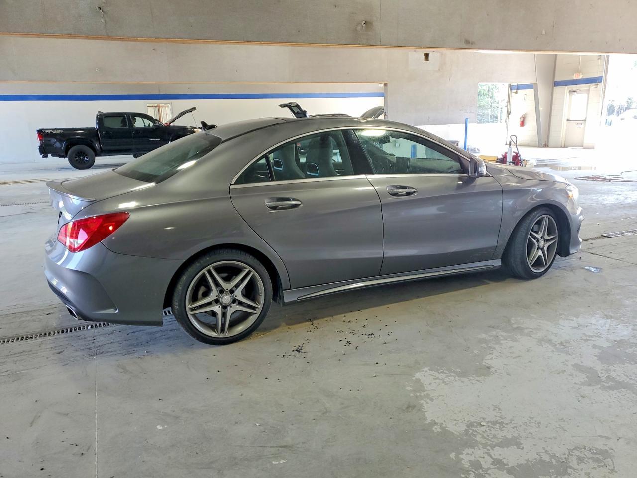 2015 Mercedes-Benz Cla 250 - zdjęcie 3