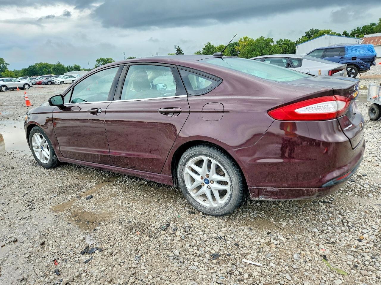 2013 Ford Fusion Se - zdjęcie 2